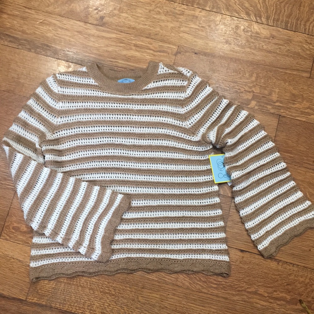 CeCe knit Sweater size Medium